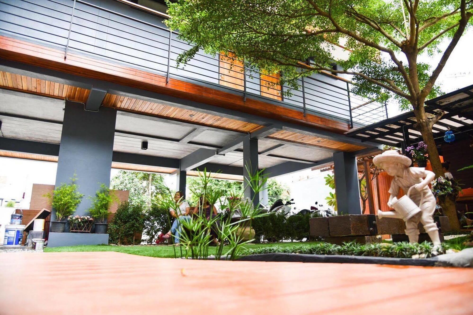 Hotel Le Terrarium Bed & Sleep Chiang Rai Exterior foto